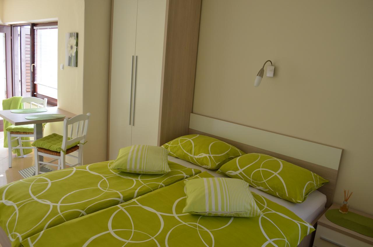 Apartments Mihalic I Baška Dış mekan fotoğraf