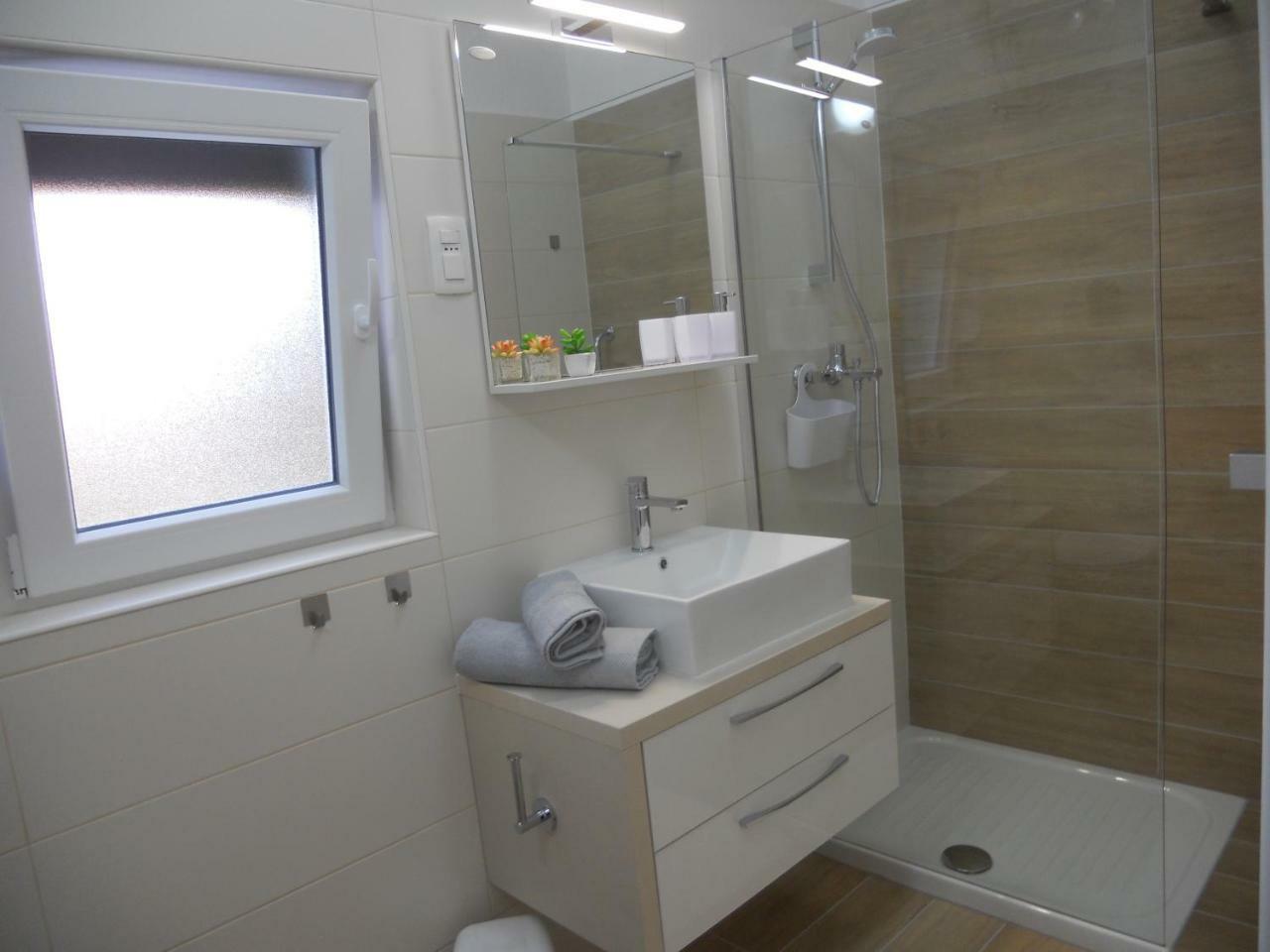 Apartments Mihalic I Baška Dış mekan fotoğraf